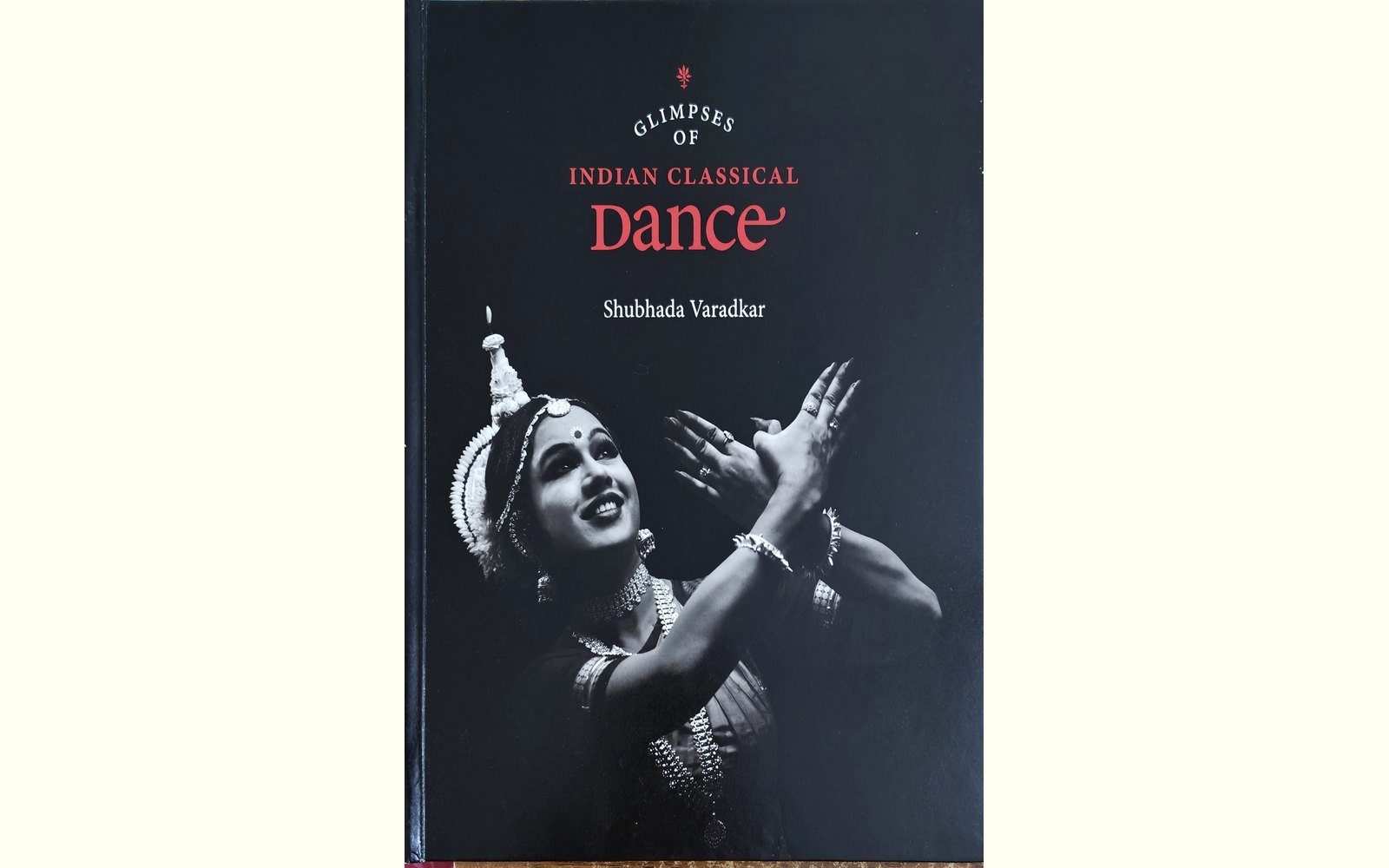Cover of Glimpses of Indian Classical Dance.